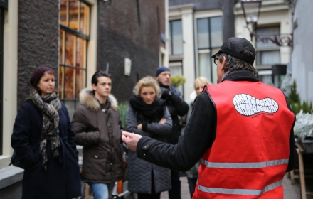Stadswandeling in Amsterdam: verhalen van de straat